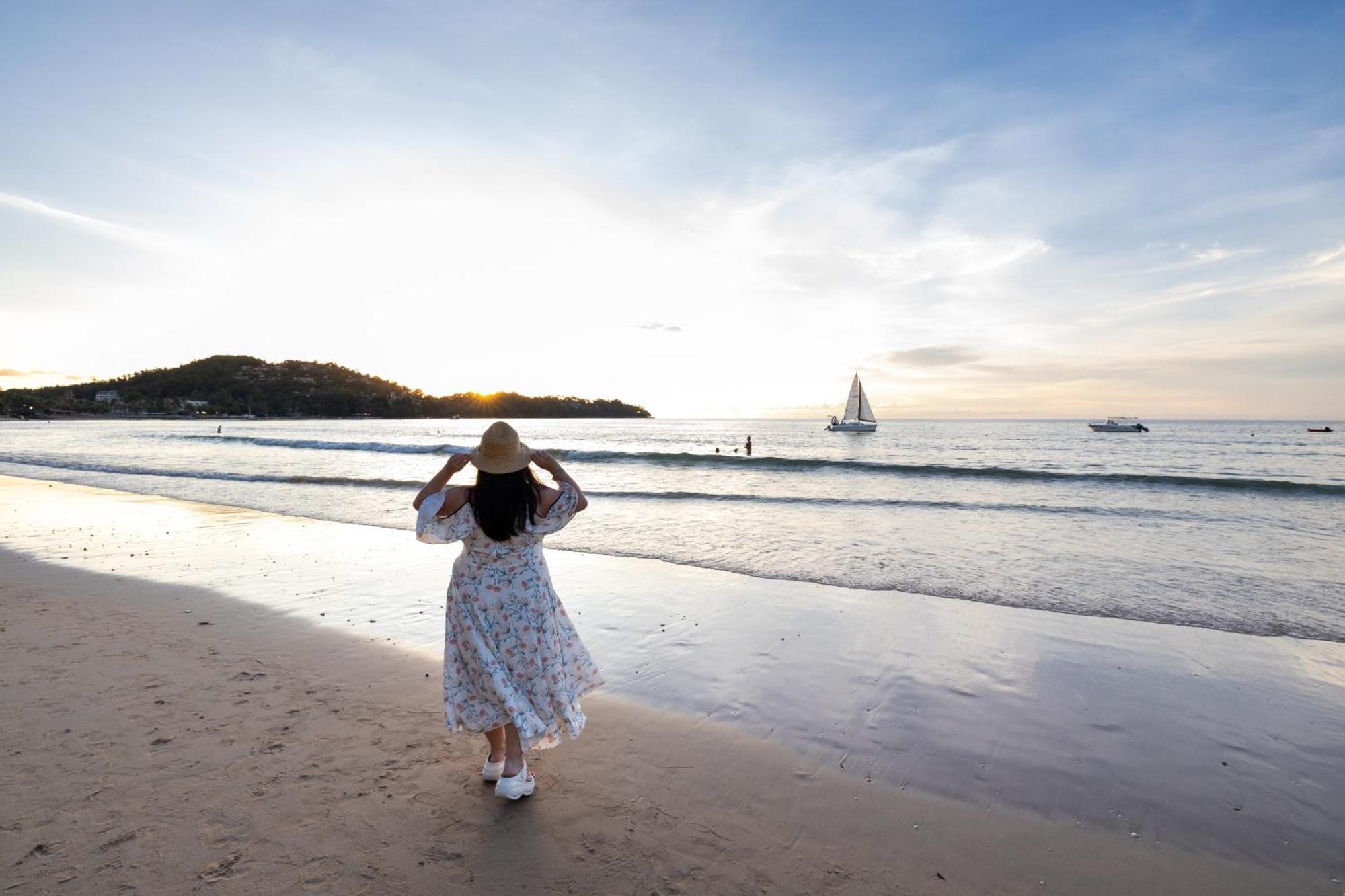 Arinara Beach Resort Phuket - Sha Extra Plus Бангтао-Біч Екстер'єр фото