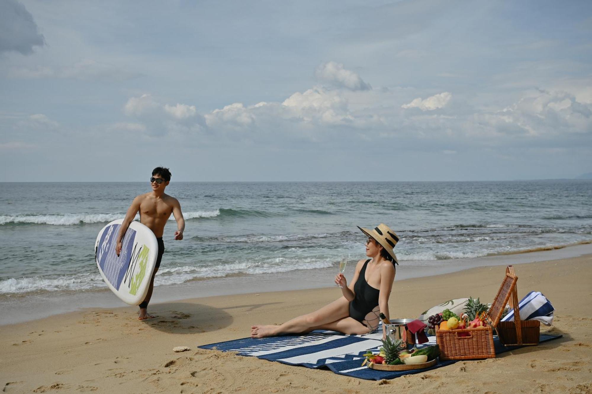 Arinara Beach Resort Phuket - Sha Extra Plus Бангтао-Біч Екстер'єр фото