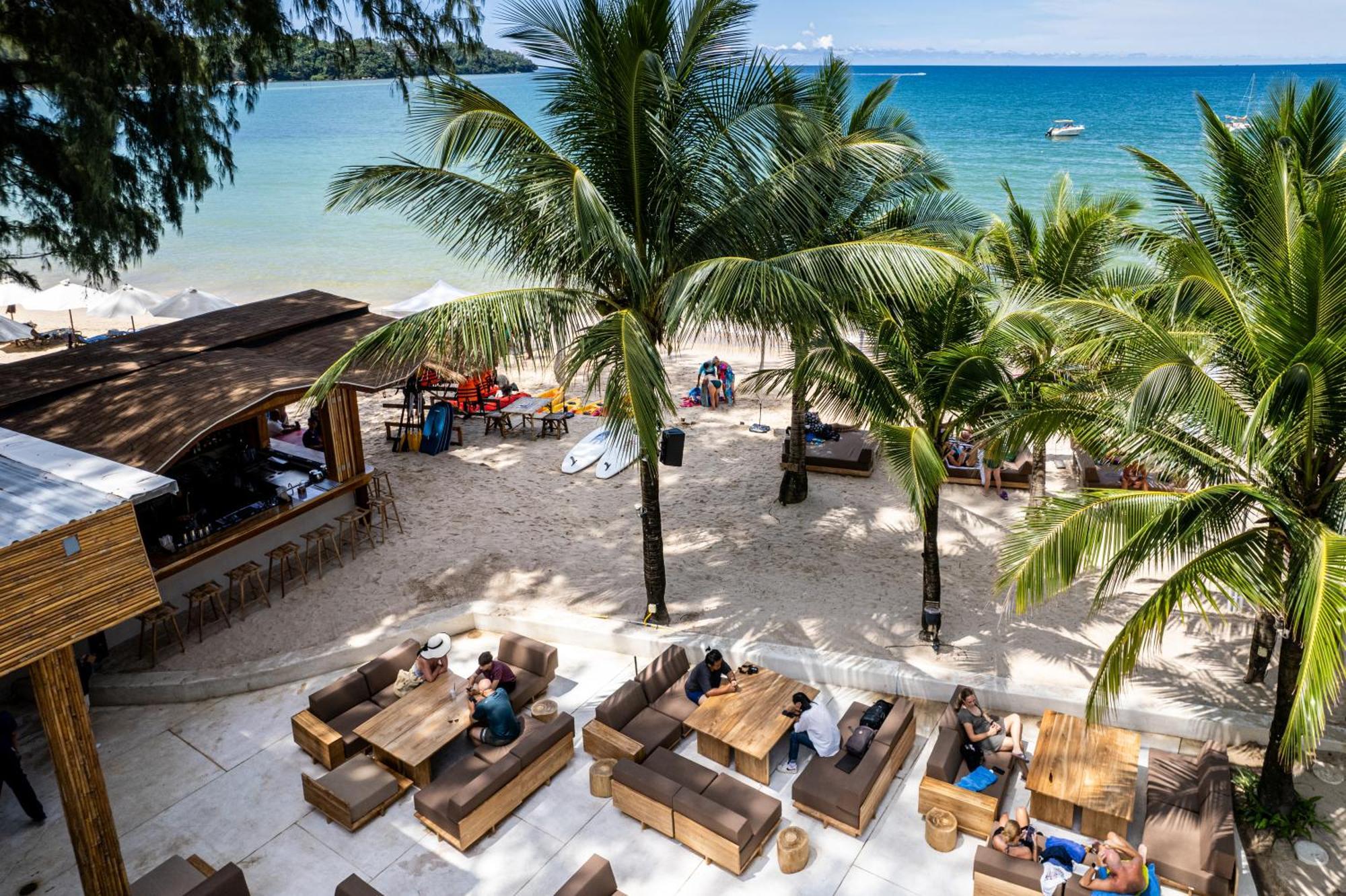 Arinara Beach Resort Phuket - Sha Extra Plus Бангтао-Біч Екстер'єр фото