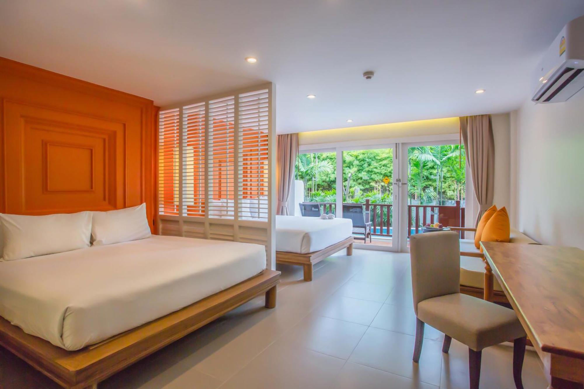 Arinara Beach Resort Phuket - Sha Extra Plus Бангтао-Біч Екстер'єр фото