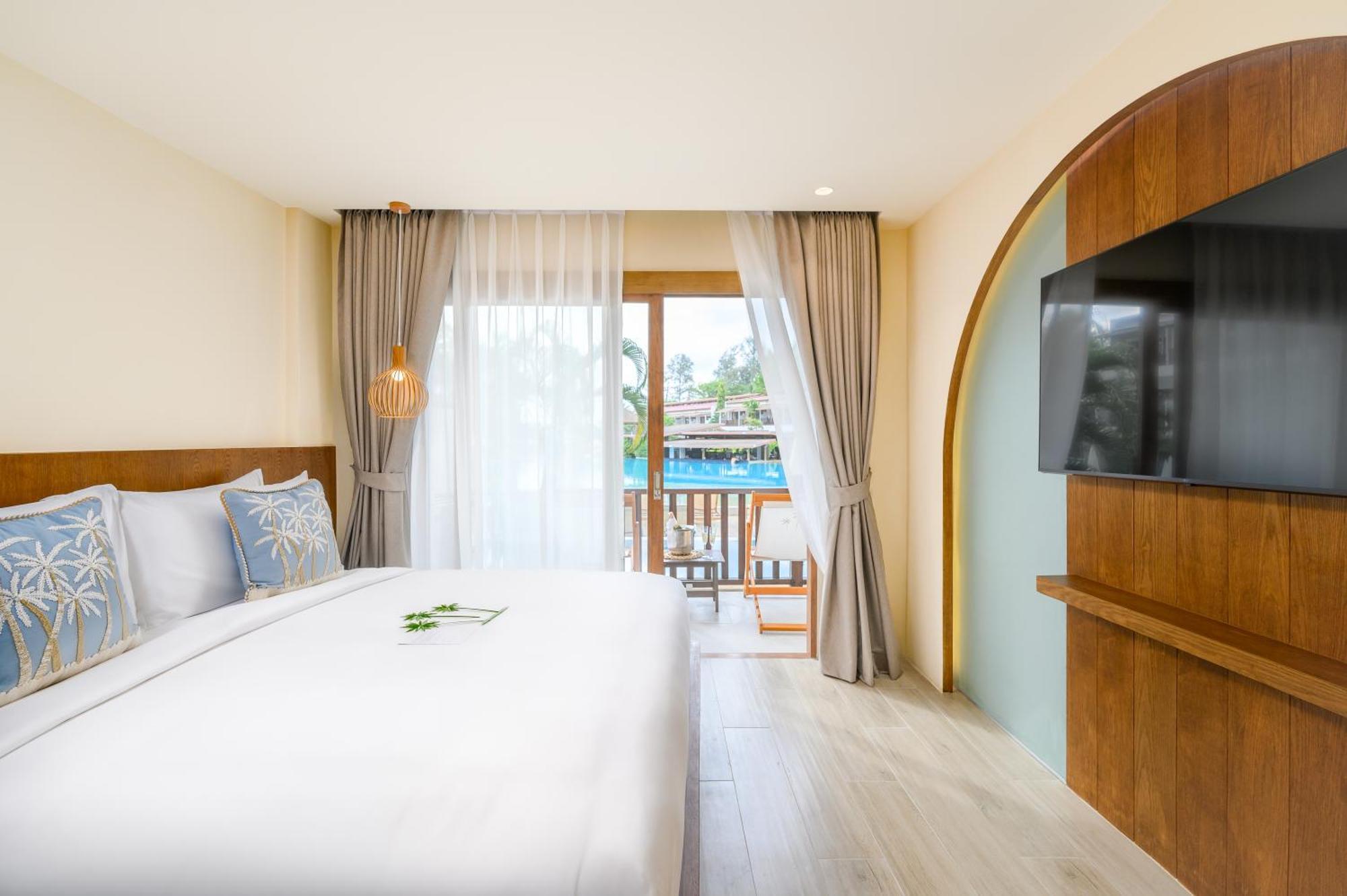 Arinara Beach Resort Phuket - Sha Extra Plus Бангтао-Біч Екстер'єр фото